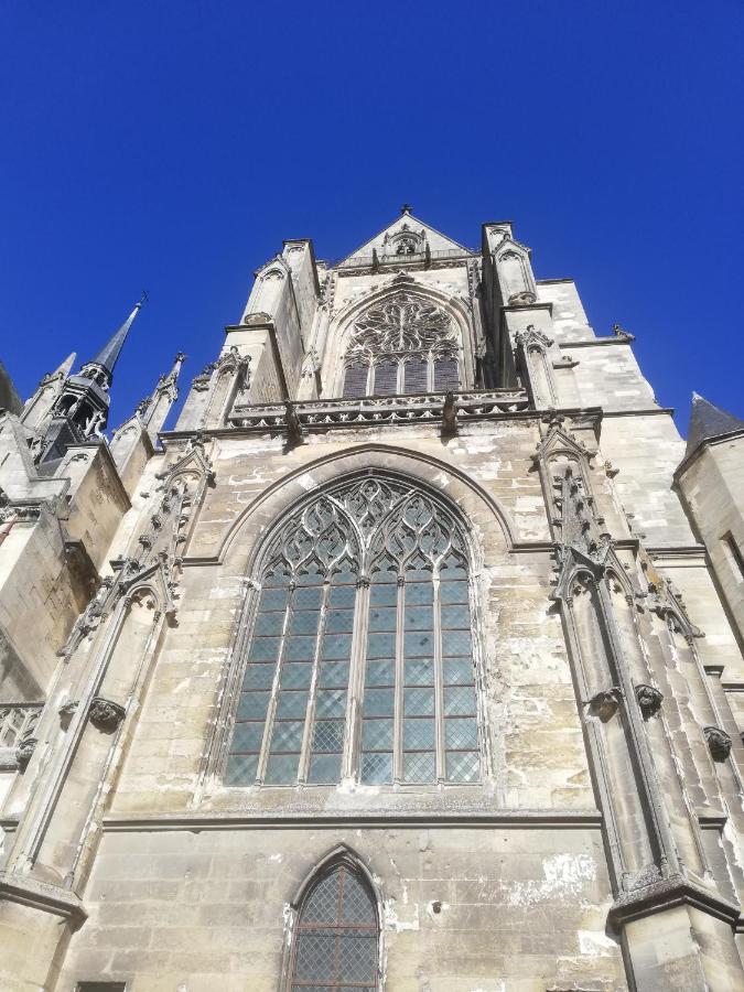 Gite De La Roulotte De L'Epine Dallon Exteriör bild